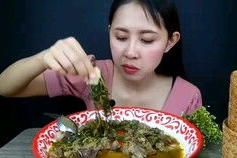 印度小姐姐教你制作咖喱,跟随印度小姐姐学习正宗咖喱制作技巧